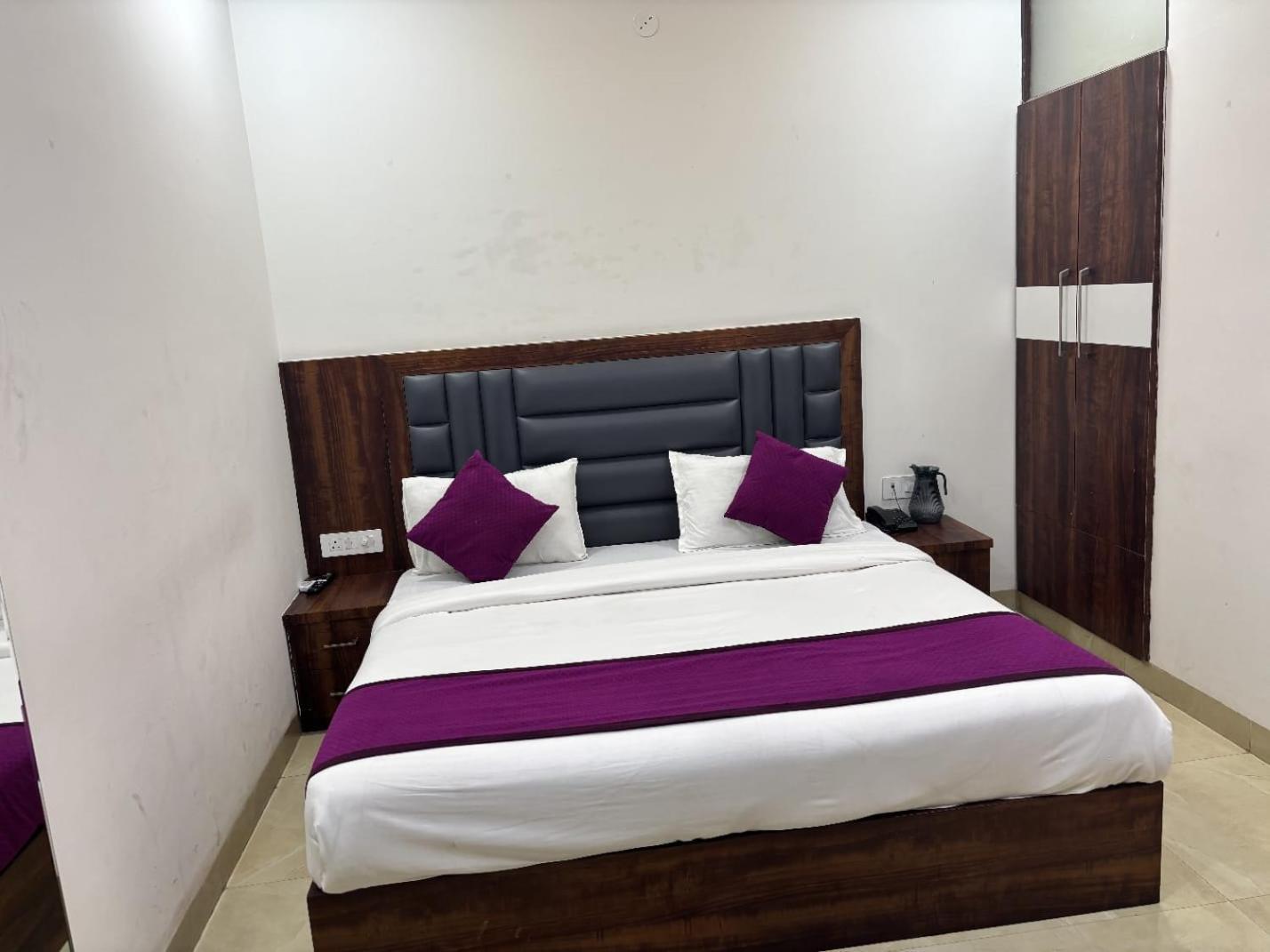 Hotel Ganga Palace - Agra Agra  Eksteriør bilde