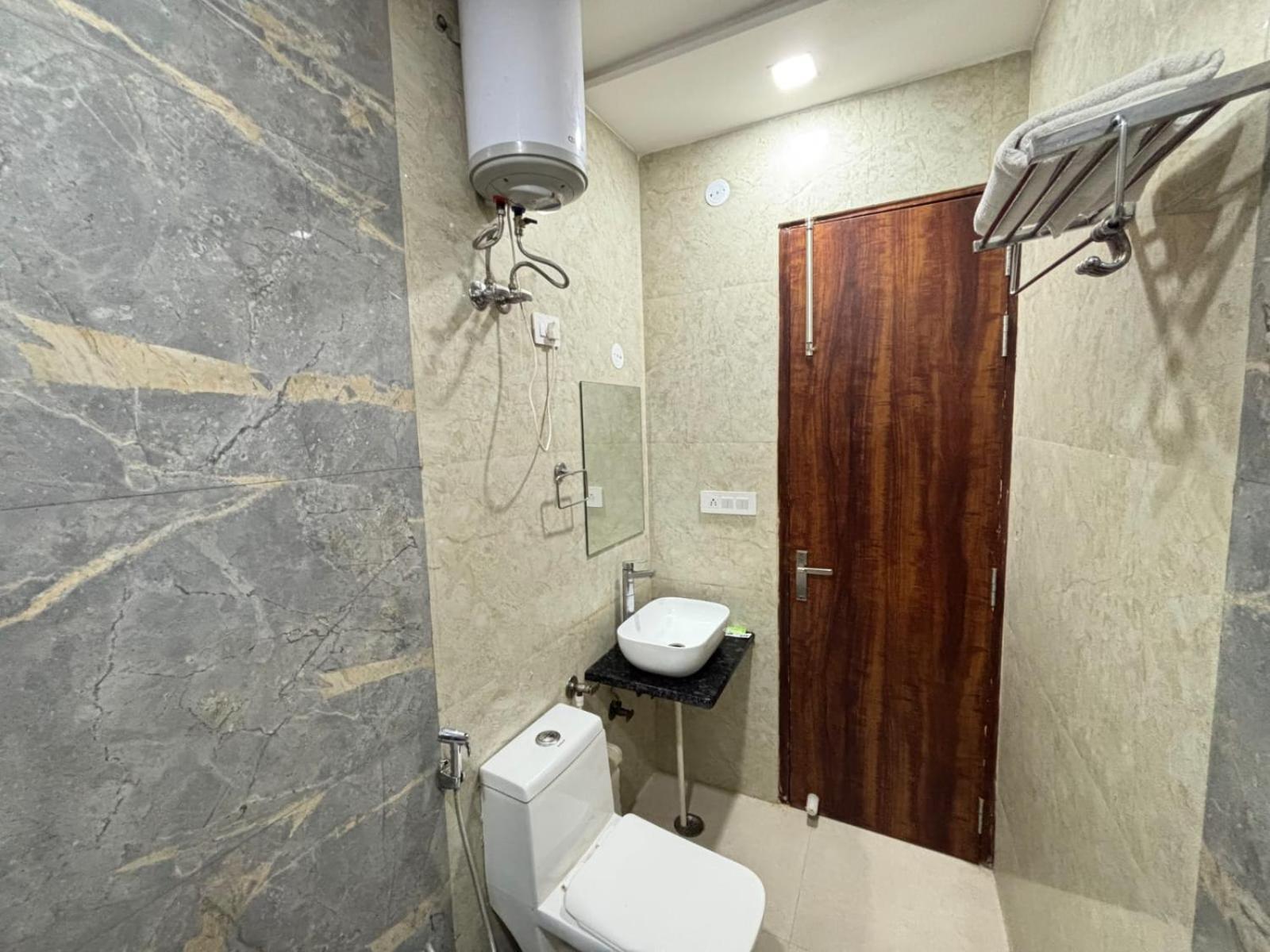 Hotel Ganga Palace - Agra Agra  Eksteriør bilde