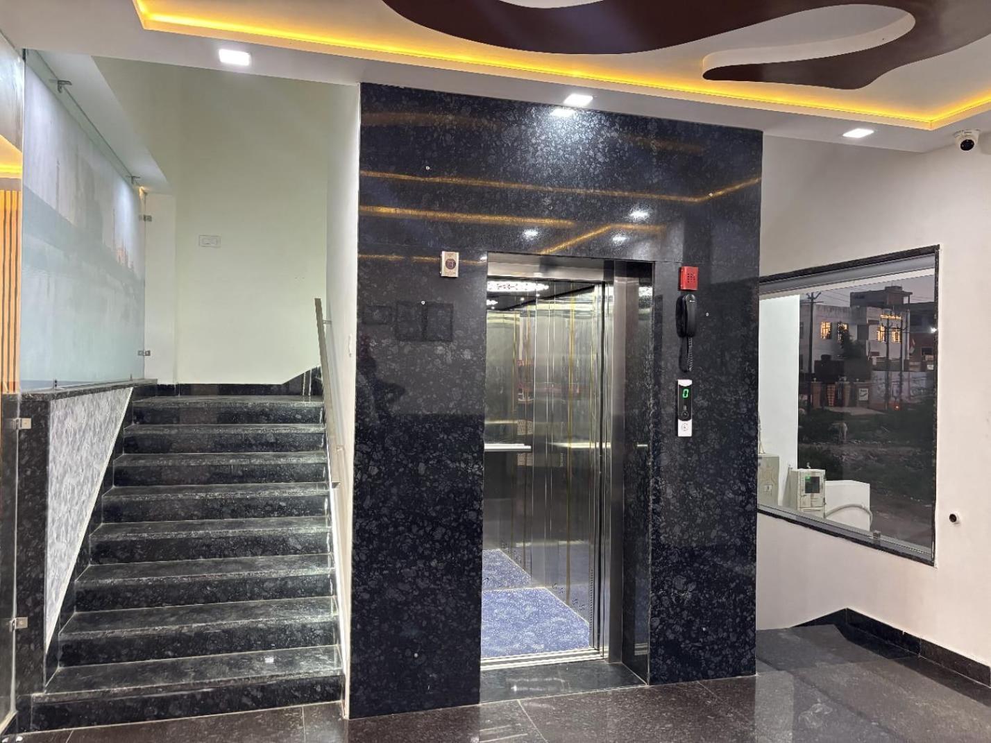 Hotel Ganga Palace - Agra Agra  Eksteriør bilde