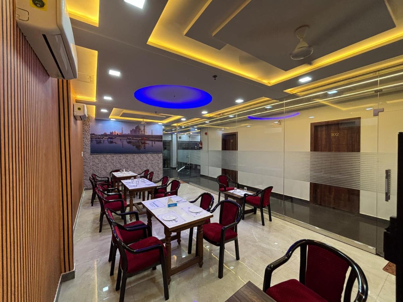Hotel Ganga Palace - Agra Agra  Eksteriør bilde