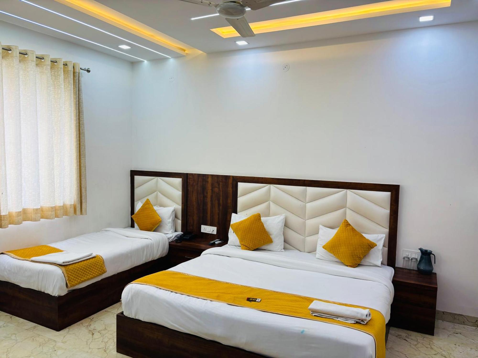 Hotel Ganga Palace - Agra Agra  Eksteriør bilde