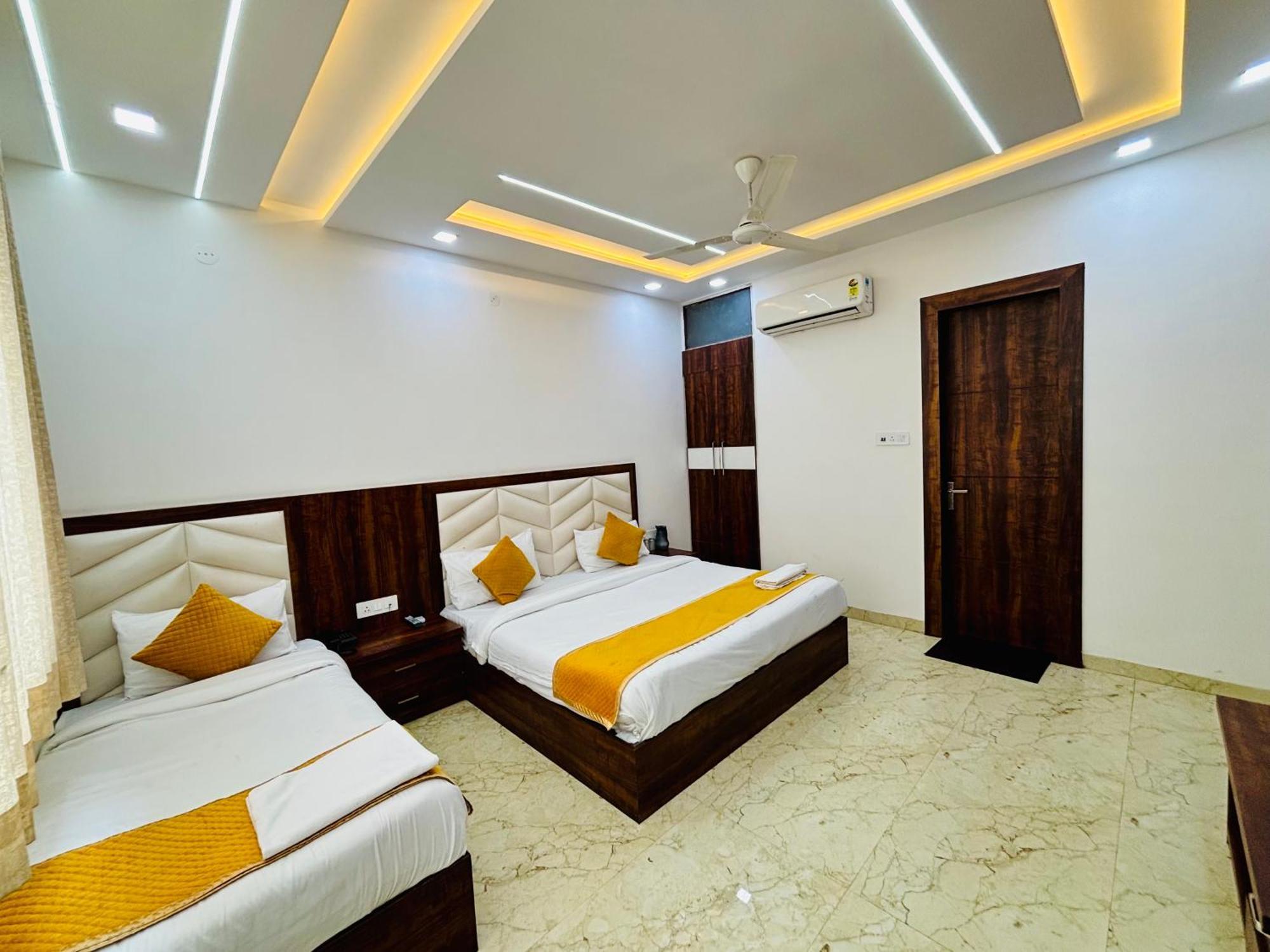 Hotel Ganga Palace - Agra Agra  Eksteriør bilde