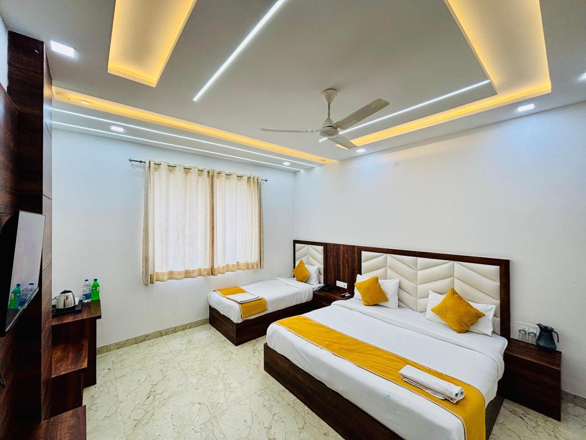 Hotel Ganga Palace - Agra Agra  Eksteriør bilde