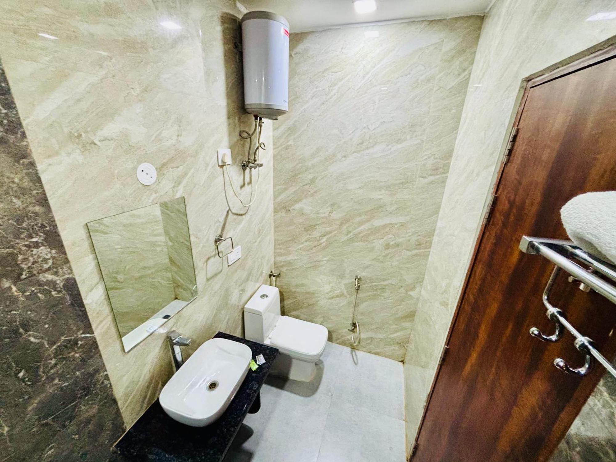 Hotel Ganga Palace - Agra Agra  Eksteriør bilde